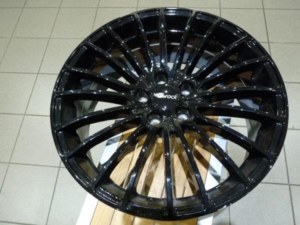 Brock B24    8x19 offset 35   pitch circle 5x112 black